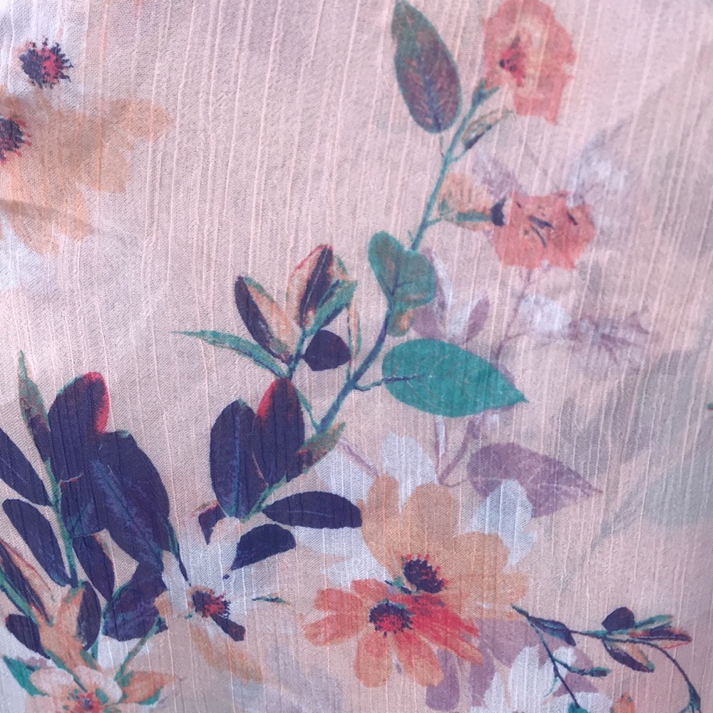 Liz Claiborne Floral Sleeveless Sheer Top - Picture 8 of 9